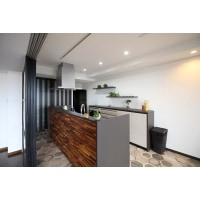 ラグジュアリーな雰囲気のフルリノベーション