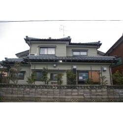 和風住宅にマッチした樹脂サイディング外壁上張り工事