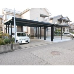 お車の台数が増えたため駐車スペースを新設