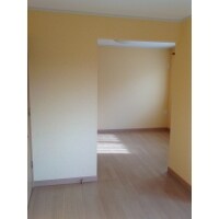 洋室フローリング、壁クロス貼替え工事