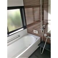 断熱仕様で暖かい浴室へ