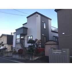 将来的に安心してお住まいいただけ、デザインも一新し、
シンプルなデザインが特徴のリフォームとなりました。
