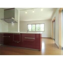 ご家族とのお住まいをご夫妻仕様にフルリフォーム