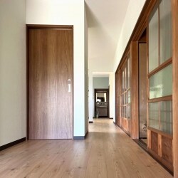 ご高齢のご両親と安全に暮らせるよう、段差を除いたバリアフリーリフォームをされました。