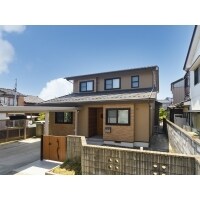 受け継いだ実家をナチュラルテイストな子育て向きの間取りに