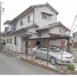 耐震工事と同時に外装＆内装＆水まわりリフォーム工事も行いました。
新築に引っ越したかのようにとても快適な住まいとなりました。