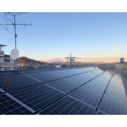 太陽光発電と蓄電池をまとめて創った電気と蓄えた電気を上手に活用しましょう。