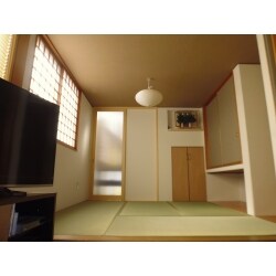 子ども達が成長し、それぞれの部屋を親として準備し心の満足も実感しながら、これから先の自分の安らぎをと和室を一緒に模様替えしました