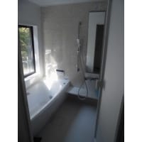 足を延ばせる大きな浴槽のユニットバスへのリフォーム