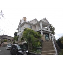 屋根と外壁塗装工事
