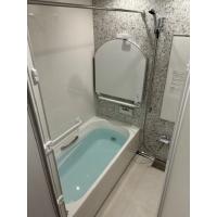 出窓を無くした暖かく快適な浴室に