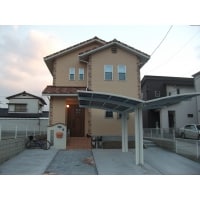 南欧風イメージのオープン外構スタイル