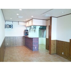 ３階建て住宅の１階を店舗に改装