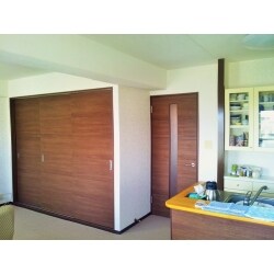 住みながらの内装の全面的なリニューアル工事です。