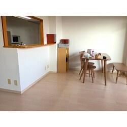 築２０年以上経つマンションの、初めての内装工事です。全面的なリニューアル工事です。


