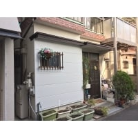 崩落しかけた壁の改修工事