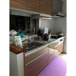 ｼｽﾃﾑｷｯﾁﾝへ入れ替え収納力がUPし、壁はｷｯﾁﾝﾊﾟﾈﾙを貼る事によりお手入れが楽になりました。