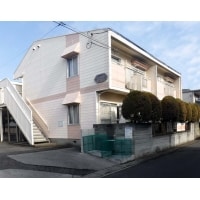 軽量鉄骨造2階建共同住宅の外壁を塗装しました。