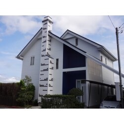 外壁を塗装しました