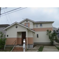 外壁塗装：ダイヤモンドコート
屋根塗装：サーモアイ