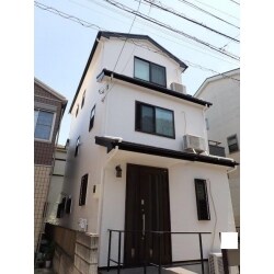 外壁塗装：日本ペイント「ダイヤモンドコート」
屋根塗装：日本ペイント「サーモアイ」