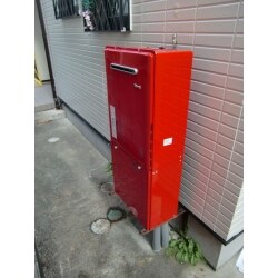 オーダーカラー給湯器です