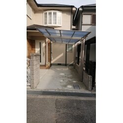LIXILｶｰﾎﾟｰﾄSA取付　熱吸収ﾎﾟﾘｶ板