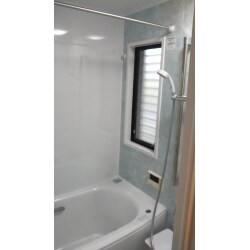 浴室と洗面所のリフォームをさせていただきました。
２室温水浴室暖房乾燥機を設置し、洗濯物乾燥とヒートショック対策に備えられました。