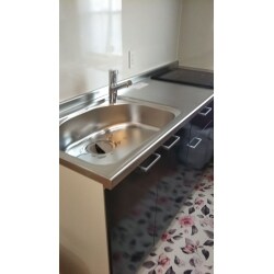 IHは再利用し、配管を正確に接続し、ミニキッチンの交換をさせていただきました。