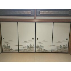 襖の貼り替えをさせていただきました。