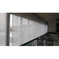 ホテルレストランのカーテン取替