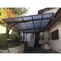 カーポートの波板（グレー）を取替ました。