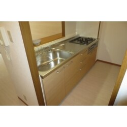 施工後ｼｽﾃﾑｷｯﾁﾝに変更させて頂きました。綺麗になりました。