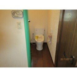 トイレ一式交換工事