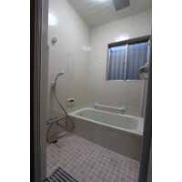 特殊なサイズの在来浴室もきれいに納まった快適リフォーム