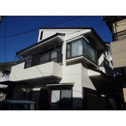 家族構成の変化や、家の全体的な老朽化に併せて、間取り変更や、屋根・外壁、水廻りなど、気になる部分のリフォームを行いました。