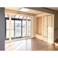 こあがり和室を洋室に 広々空間で明るくなりました