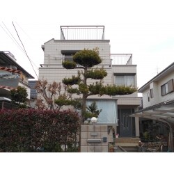 外壁塗装工事をメインにベランダ防水・ベランダ脱気筒取付工事・エアコン交換工事などを施工