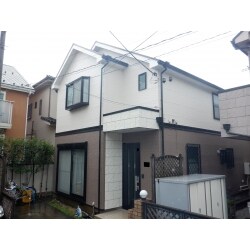外壁と付帯部塗装・屋根塗装・ベランダ防水を施工