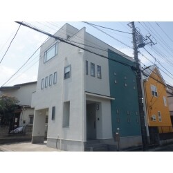 外壁と付帯部塗装、屋根塗装、バルコニー防水、花壇撤去