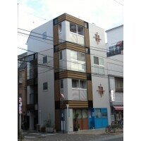 街に馴染む4階建てになりました