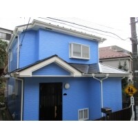 相性抜群の鮮やかなブルー×落ち着いた深みあるブラウンで一新!