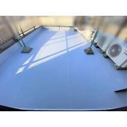 【施工後】
戸建て住宅のルーフバルコニーのシート防水工事を行いました。
全体の工期は２日間です。