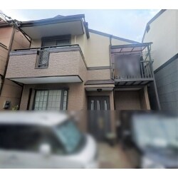 【施工後】
足場を組み「外壁塗装工事・屋根塗装工事・ベランダ防水工事」を行ないました。全体の工期は２週間です。