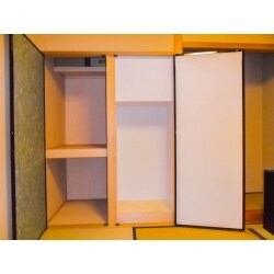 押入れを仏間と収納に作り変えました。