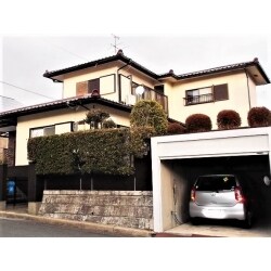屋根の補修と屋根・外壁の塗装をしました。