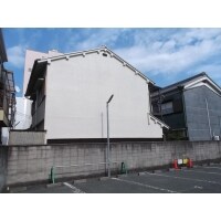 壁の浮いた部分が隣に落ちる心配もなくなりました!