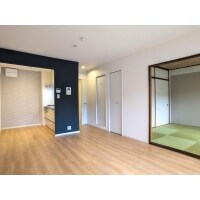 チャコールグレーのアクセントがワンポイントのお家
