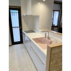 いくつかの候補から選ばれたクリナップステディアです。