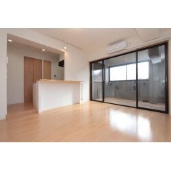 １１０㎡を2部屋に分離